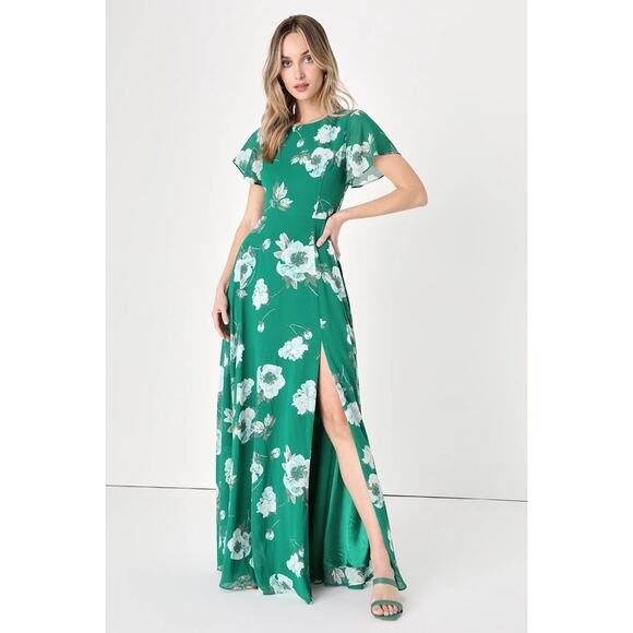 Lulus Dresses & Skirts - Lulus “Classic Love” Floral Print Tie-Back Maxi Dress – Size Medium NWT